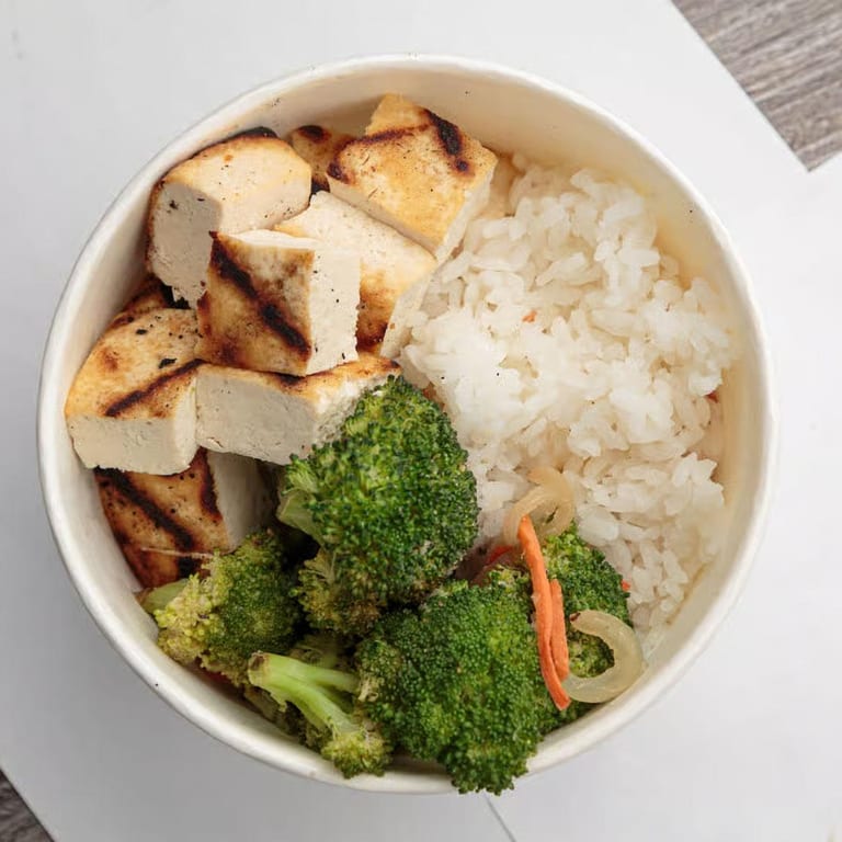 Savor Fresh Salmon Delights at Our Restaurant